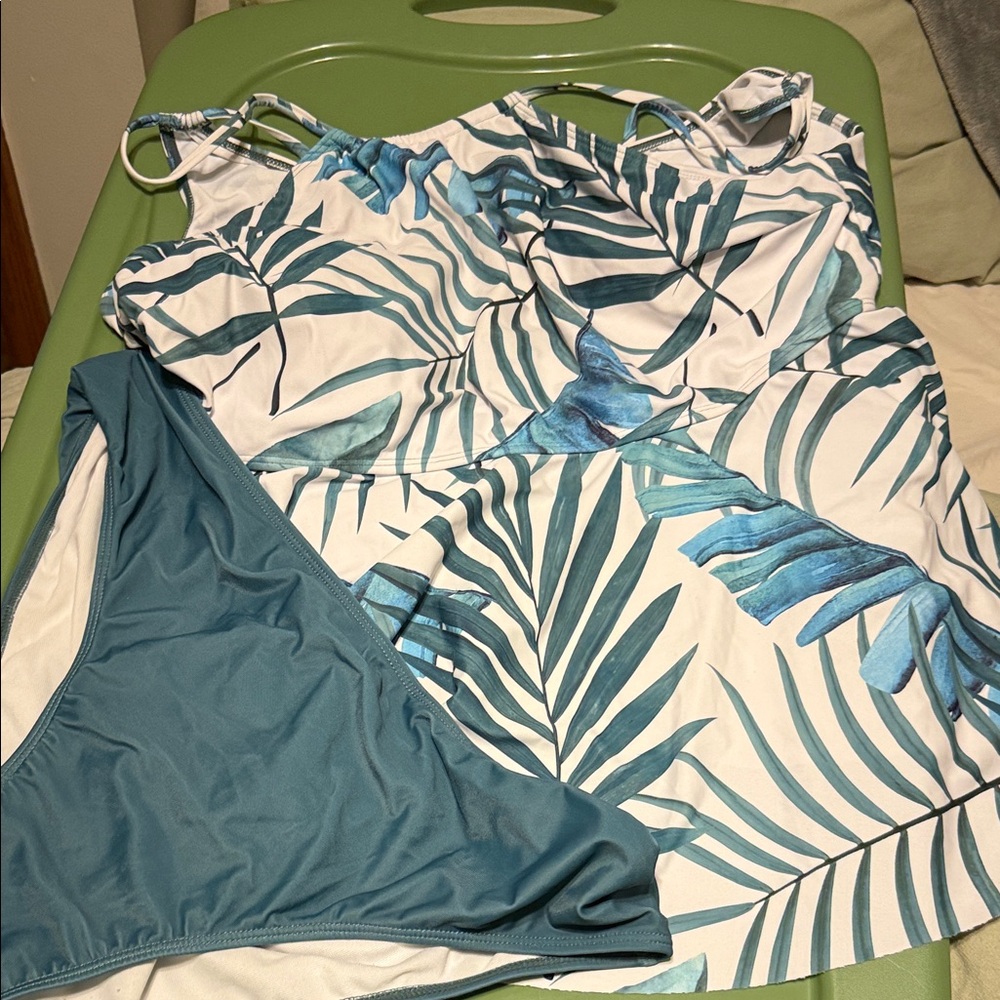 Tropical Leaf Print Swimsuit